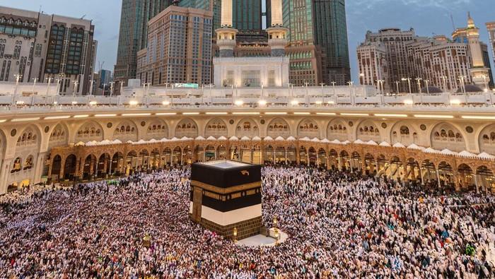 kaaba-view05_1789022703.jpeg